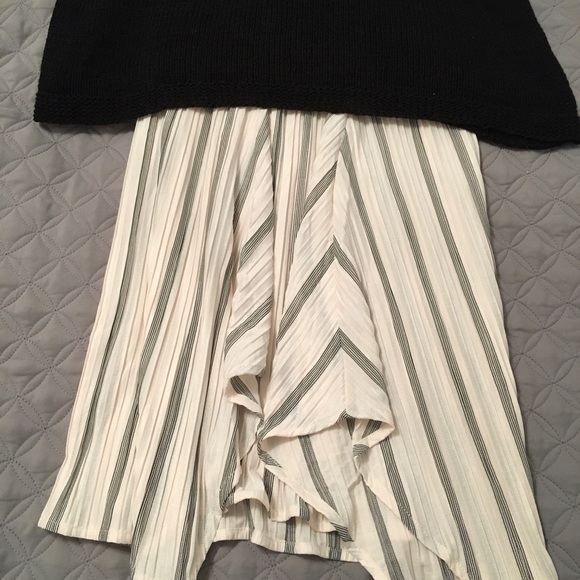 Beautiful striped flowing skirt - Picture 1 of 13
